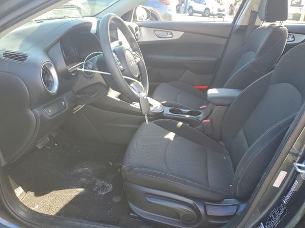 2023 KIA FORTE LX, LXS