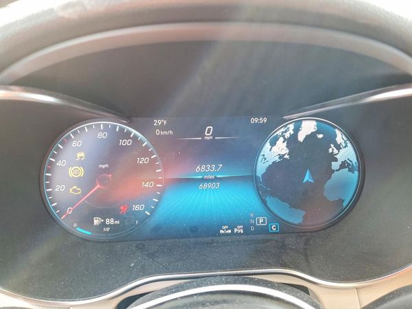 2021 MERCEDES-BENZ GLC