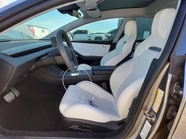 2024 TESLA MODEL 3