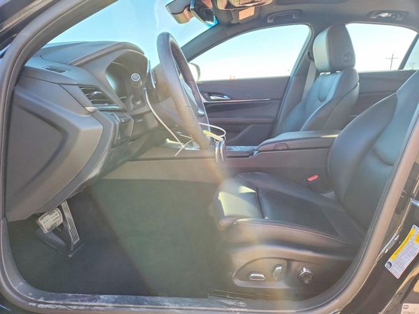 2024 CADILLAC CT4