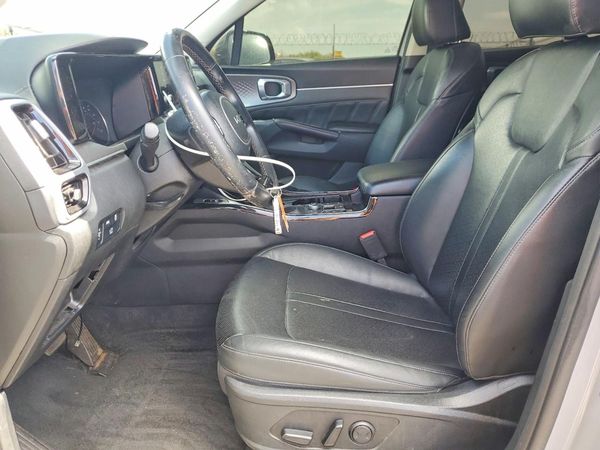 2022 KIA SORENTO