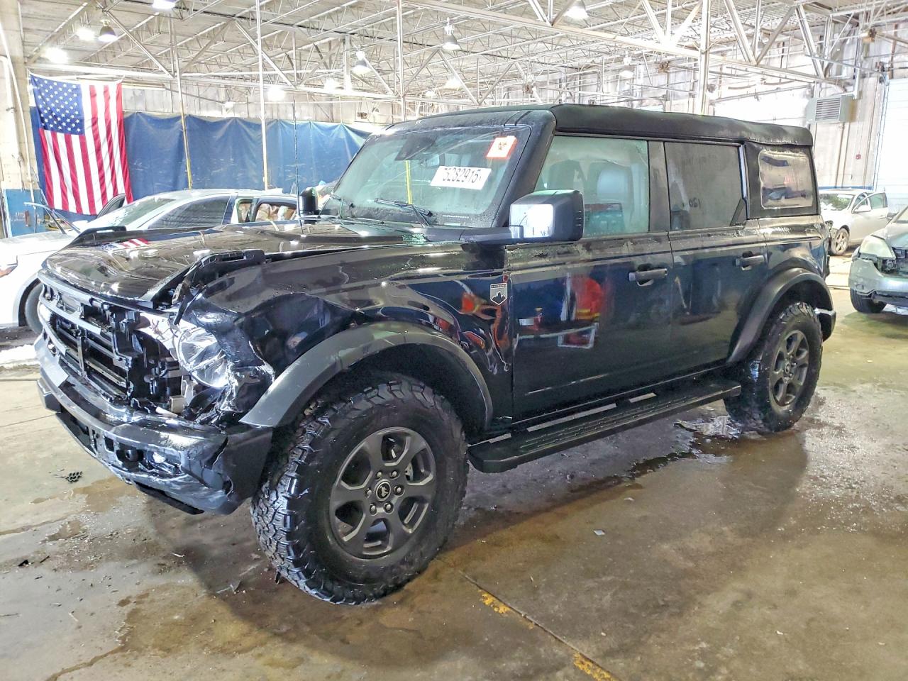 2024 FORD BRONCO Big Bend — Front 3/4