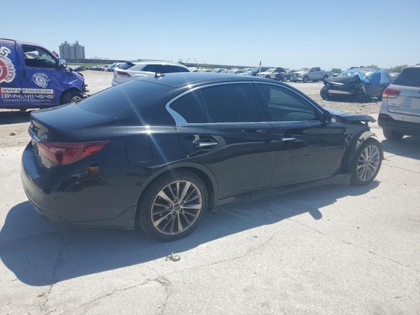 2019 INFINITI Q50