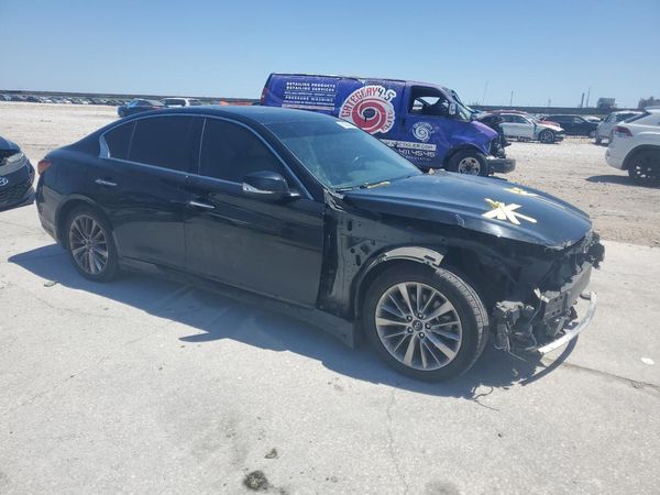 2019 INFINITI Q50