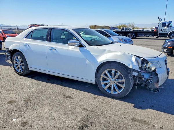 2017 CHRYSLER 300 300C
