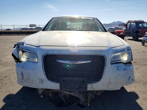 2017 CHRYSLER 300 300C