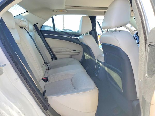 2017 CHRYSLER 300 300C