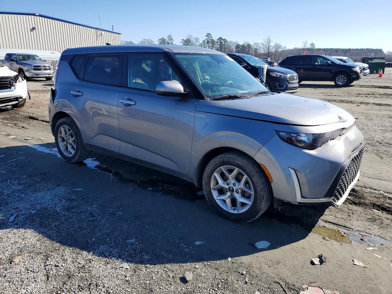 2024 KIA SOUL LX, S