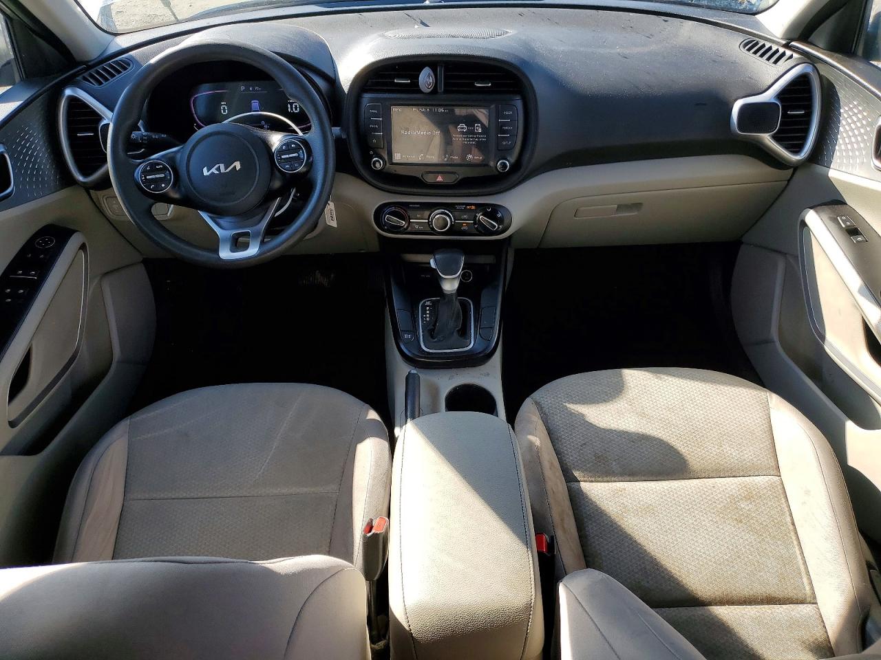 2024 KIA SOUL LX, S