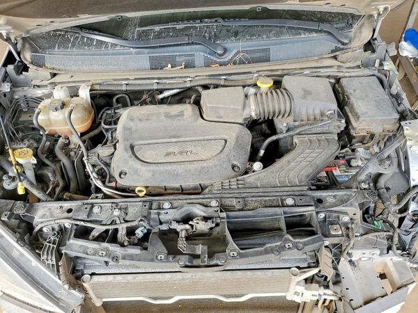 2020 CHRYSLER VOYAGER