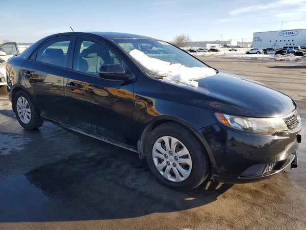 2013 KIA FORTE