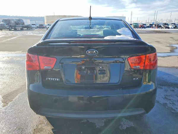 2013 KIA FORTE