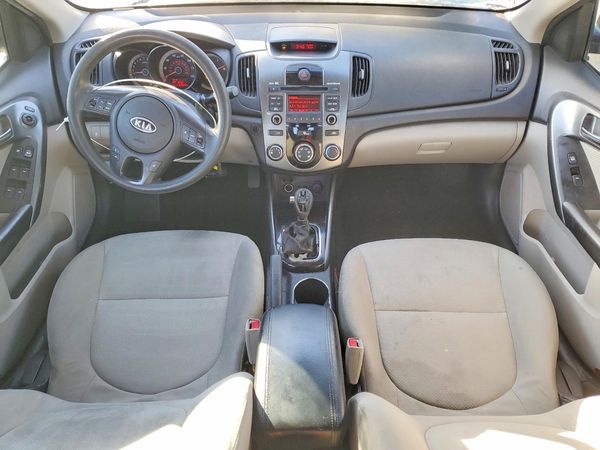 2013 KIA FORTE
