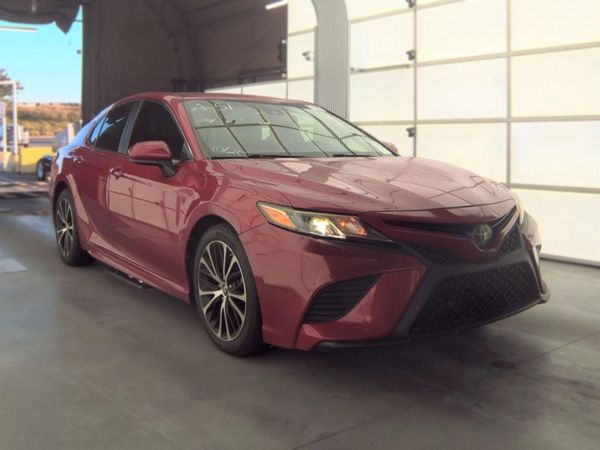2019 TOYOTA CAMRY