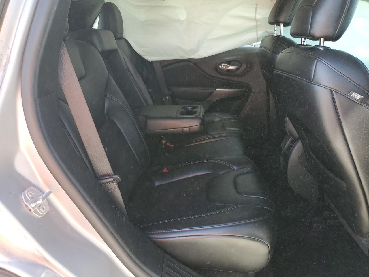 2019 JEEP CHEROKEE LATITUDE PLUS FWD