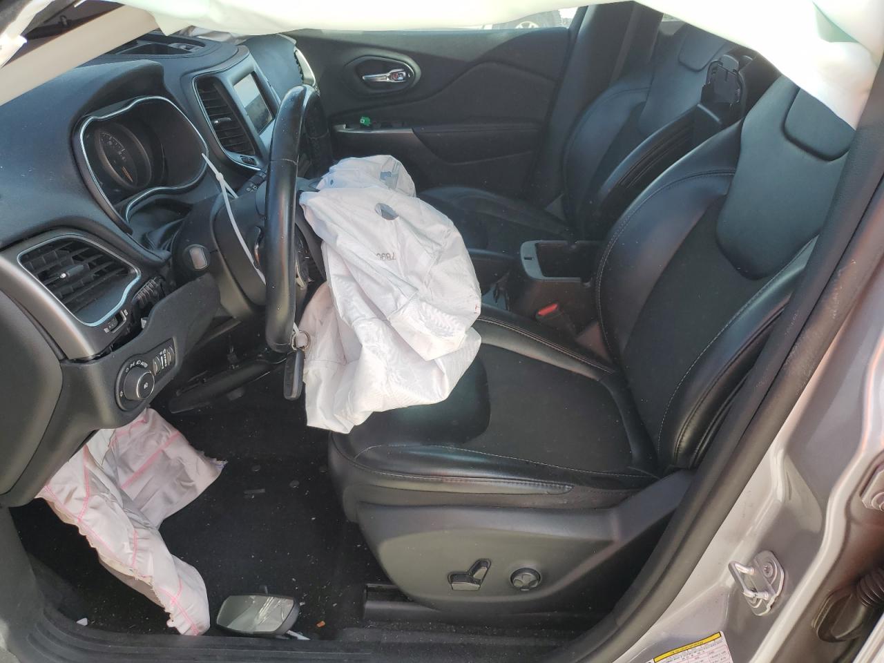 2019 JEEP CHEROKEE LATITUDE PLUS FWD