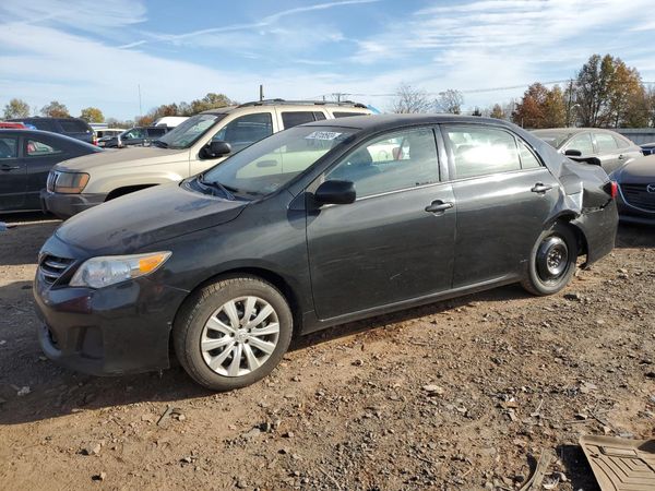 2013 TOYOTA COROLLA