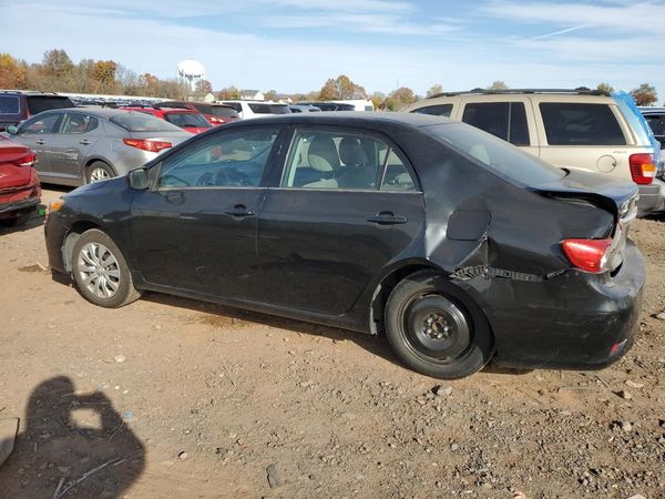 2013 TOYOTA COROLLA