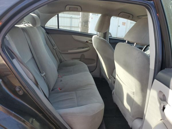 2013 TOYOTA COROLLA