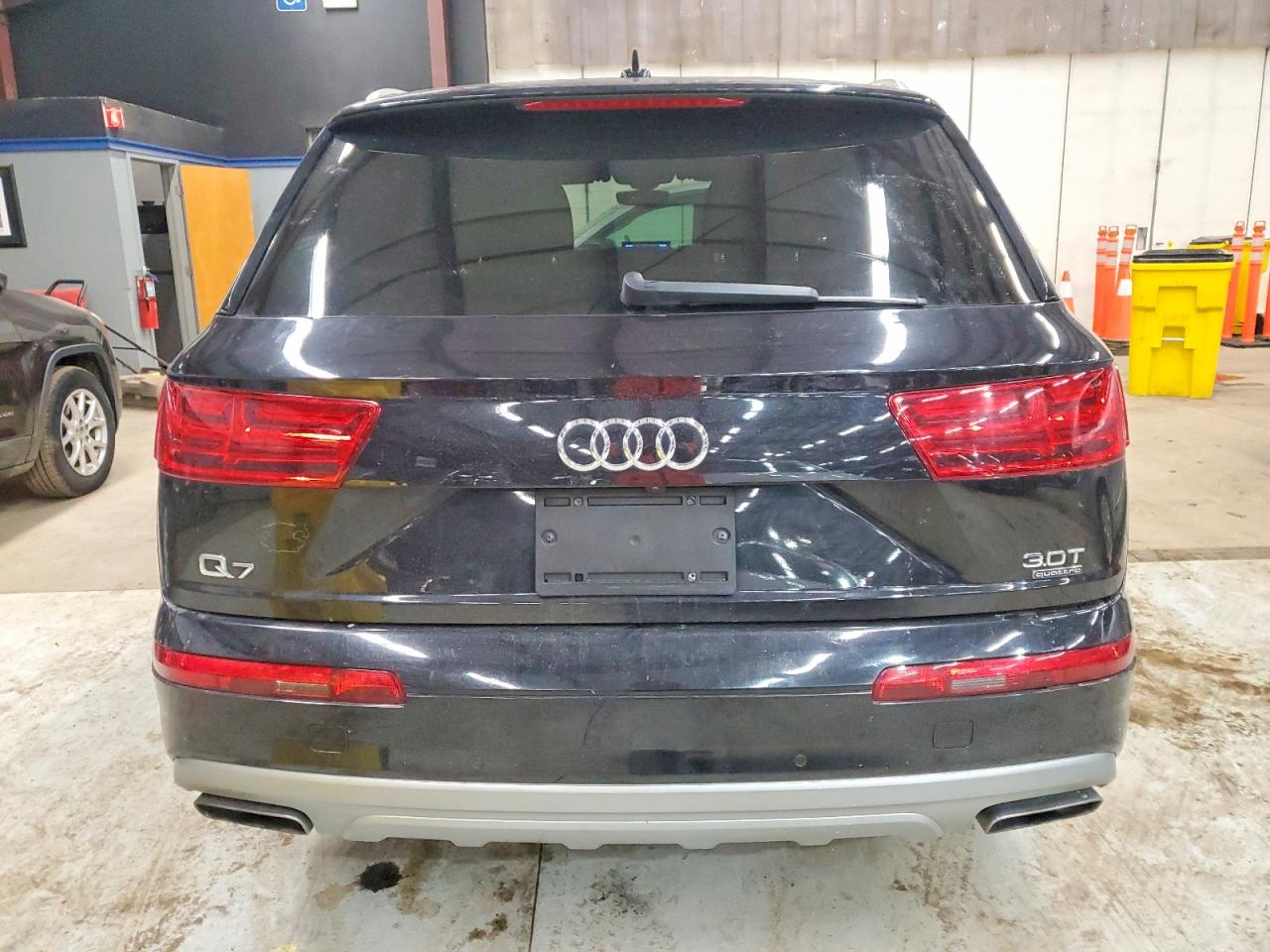 2018 AUDI Q7 quattro Premium Plus