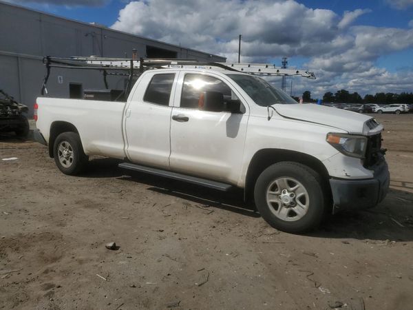 2018 TOYOTA TUNDRA SR/SR5 — Passenger 3/4