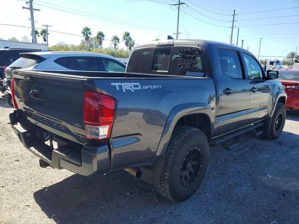 2017 TOYOTA TACOMA