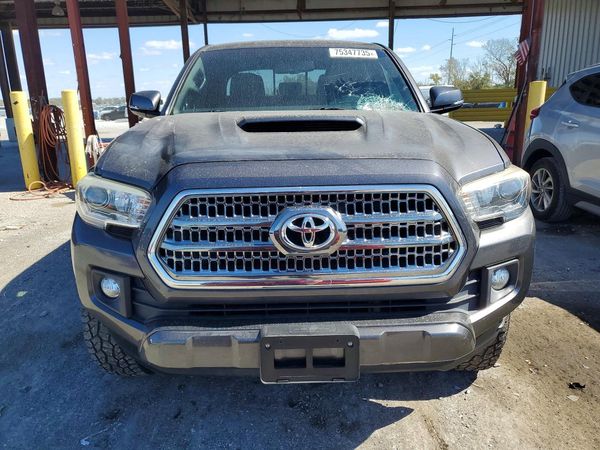2017 TOYOTA TACOMA