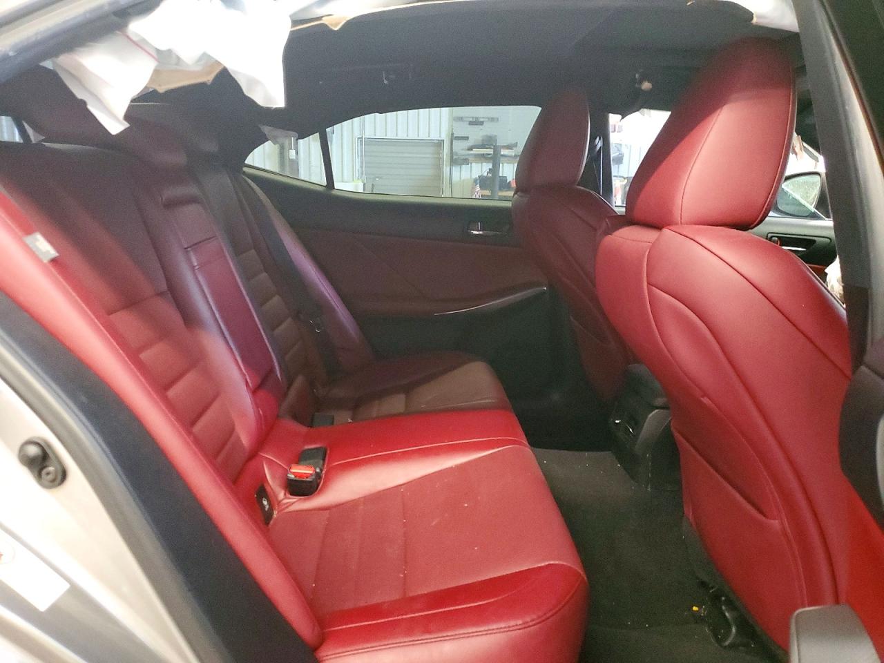 2016 LEXUS IS 200t