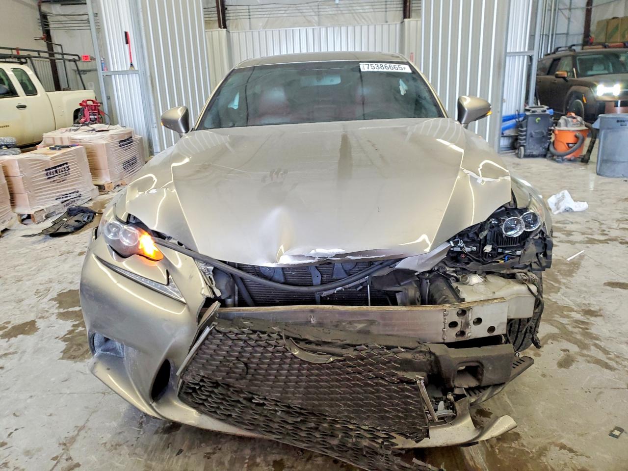 2016 LEXUS IS 200t