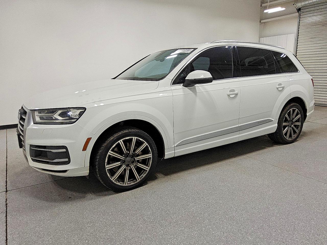 2017 AUDI Q7 quattro Premium Plus