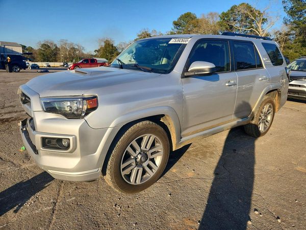 2022 TOYOTA 4RUNNER