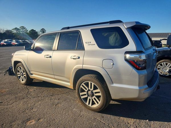 2022 TOYOTA 4RUNNER