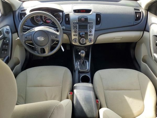 2013 KIA FORTE