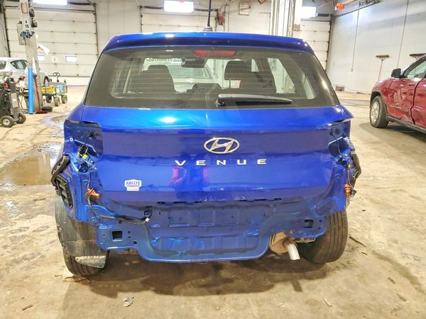 2025 HYUNDAI VENUE SE