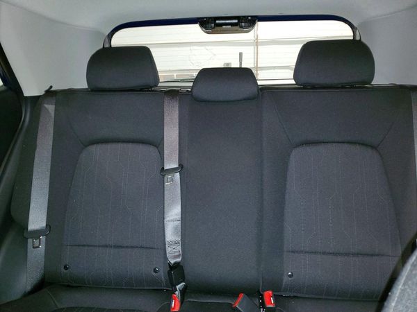 2025 HYUNDAI VENUE SE