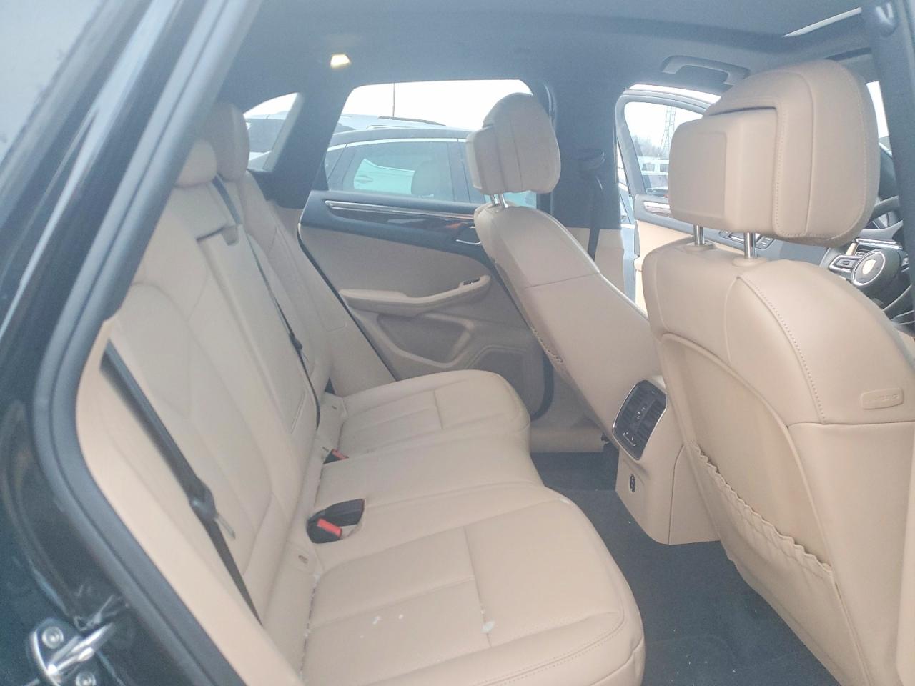 2025 PORSCHE MACAN Macan, Macan T