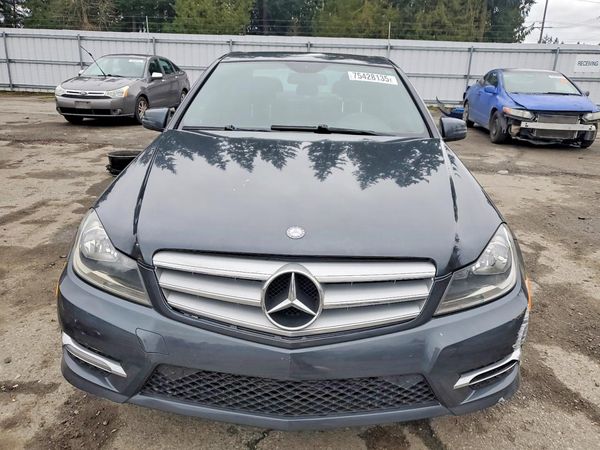 2013 MERCEDES-BENZ C