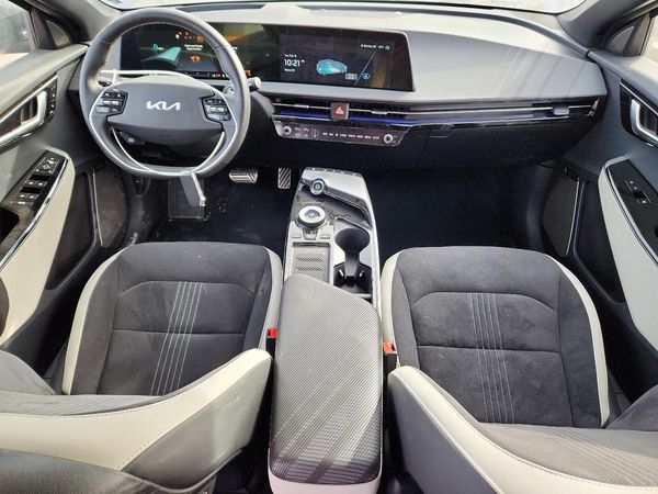 2024 KIA EV6