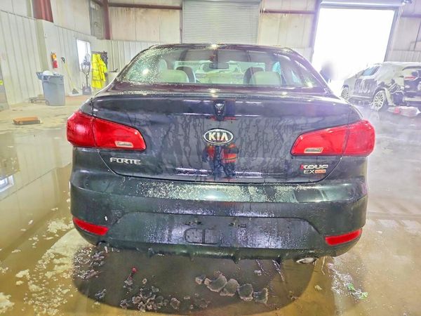 2014 KIA FORTE