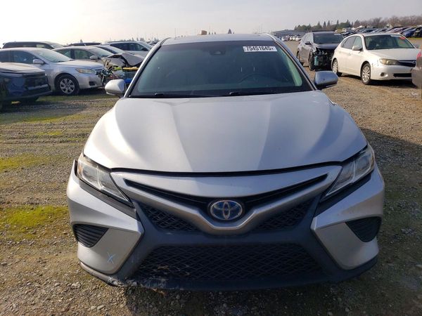 2018 TOYOTA CAMRY