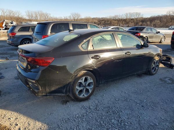 2021 KIA FORTE FE, LXS