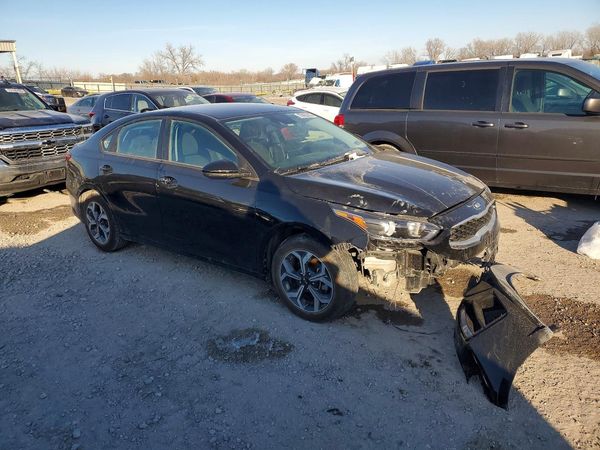 2021 KIA FORTE FE, LXS