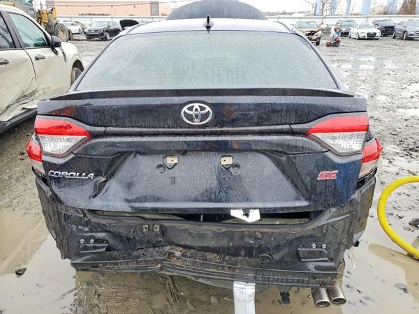 2022 TOYOTA COROLLA