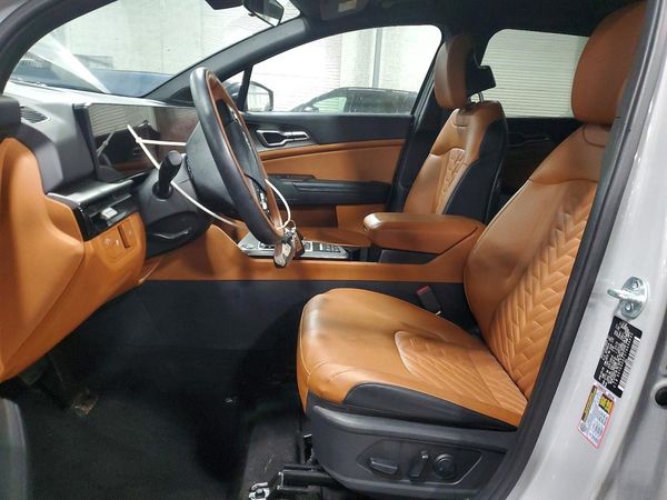 2026 KIA SPORTAGE X-LINE