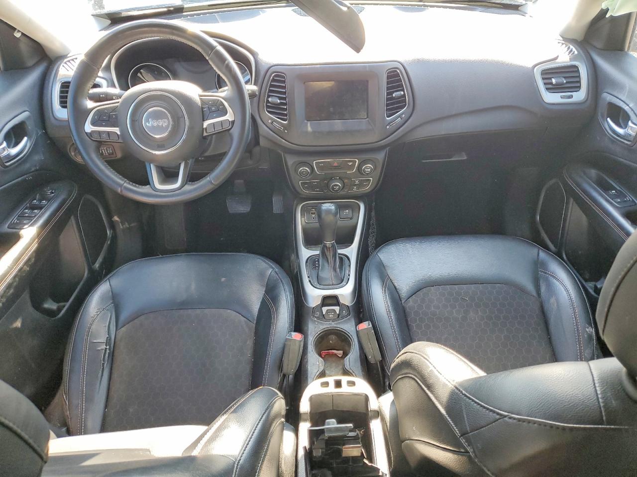 2018 JEEP COMPASS LATITUDE 4X2