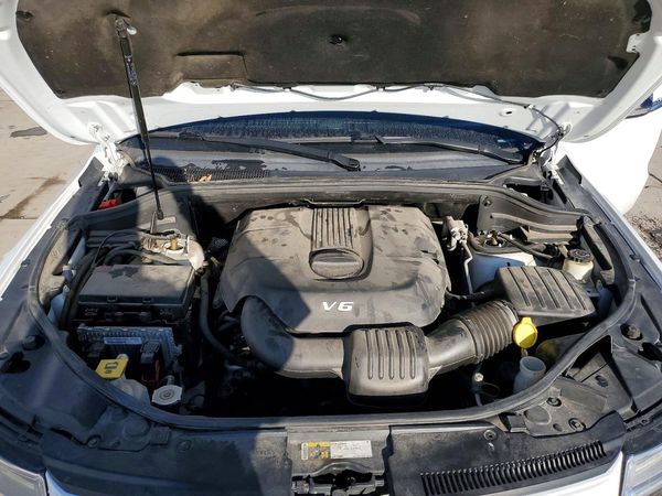 2015 JEEP GRAND CHER Overland — Engine bay