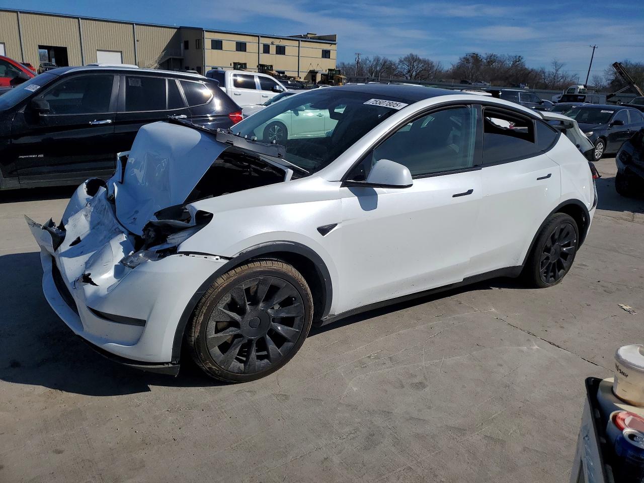 2023 TESLA MODEL Y