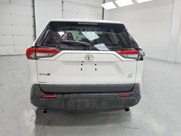 2024 TOYOTA RAV4 LE — DIRR