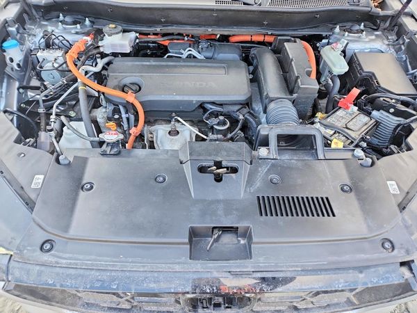 2024 HONDA CR-V Sport — Engine bay