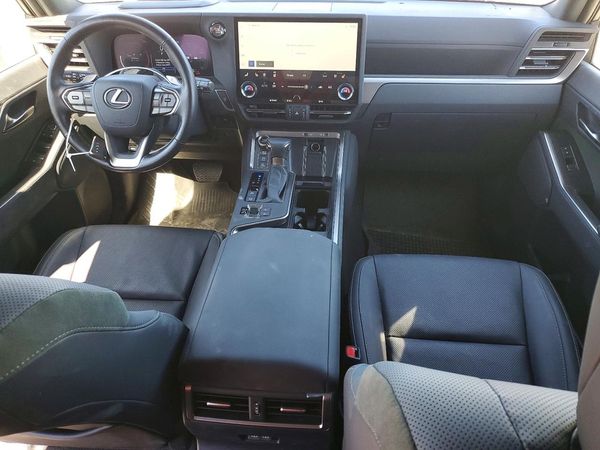 2024 LEXUS GX